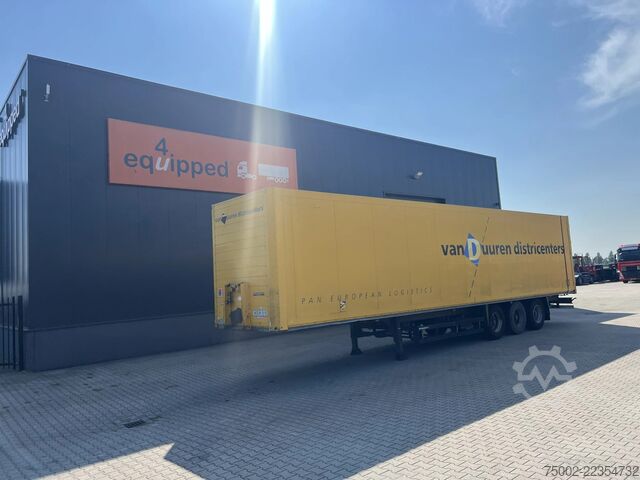 Sliding tarpaulins Schmitz Cargobull SKO 24 Zijwanden / SAF trommelremmen / gegalvan...
