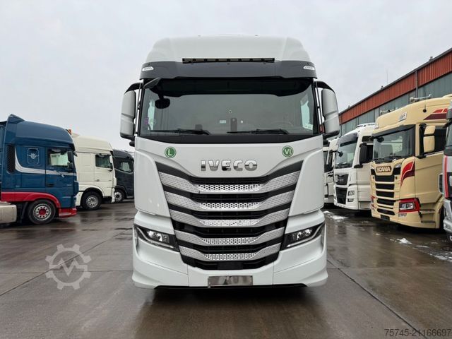 Volumen SZM IVECO S-WAY 530 * RETARDER * 2 X TANK * MIT AUFLIEGER