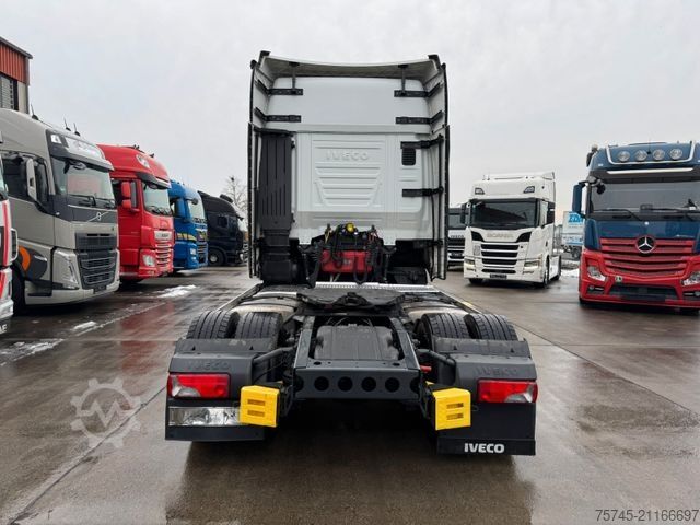 Volumen SZM IVECO S-WAY 530 * RETARDER * 2 X TANK * MIT AUFLIEGER