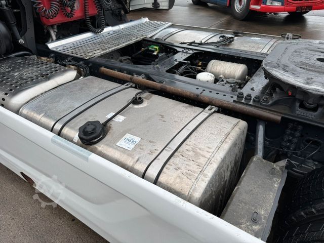 Volumen SZM IVECO S-WAY 530 * RETARDER * 2 X TANK * MIT AUFLIEGER