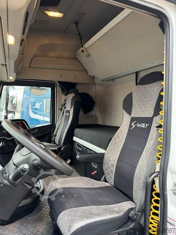 Volumen SZM IVECO S-WAY 530 * RETARDER * 2 X TANK * MIT AUFLIEGER