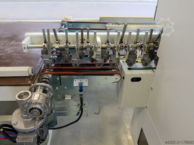 Einseitige Kantenanleimmaschine SCM STEFANI KD