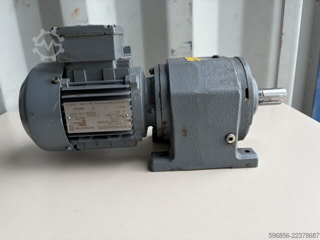  SEW-EURODRIVE R43DT71D4 Motoreduktor SEW-EURODRIVE R43DT71D4
