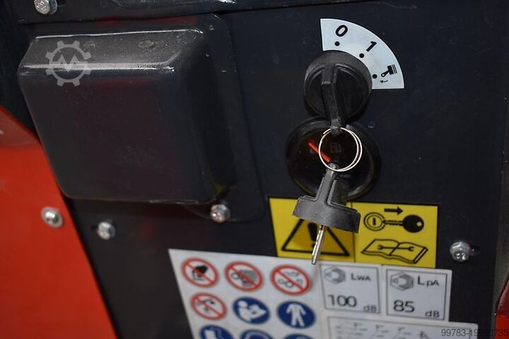 Hofschlepper Heracles H130