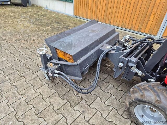 Hofschlepper Heracles H130