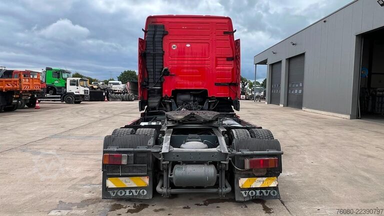 Standard tractor Volvo FH 12.420 (MANUAL GEARBOX / BOITE MANUELLE)