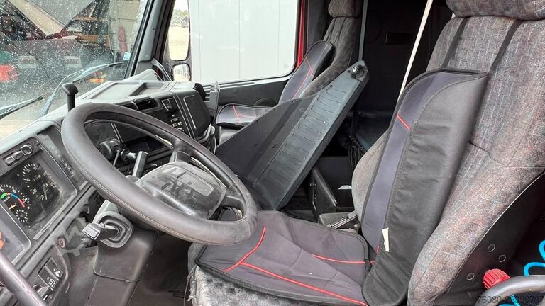 Standard tractor Volvo FH 12.420 (MANUAL GEARBOX / BOITE MANUELLE)