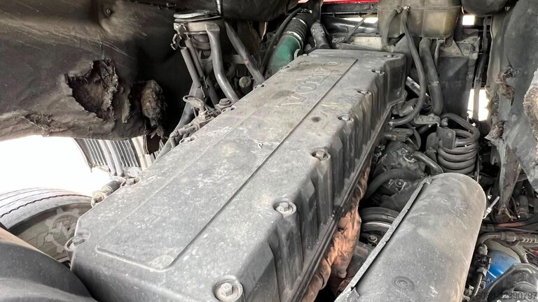 Standard tractor Volvo FH 12.420 (MANUAL GEARBOX / BOITE MANUELLE)