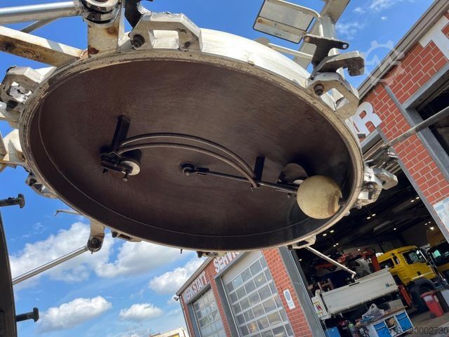 Tankanhänger BDF-Anhänger AZW 18 Tankanhänger Bj-2011 Saug+Dr