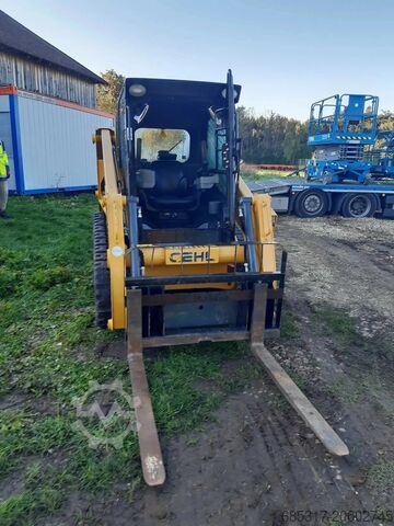 Compact Loaders Gehl RT 175