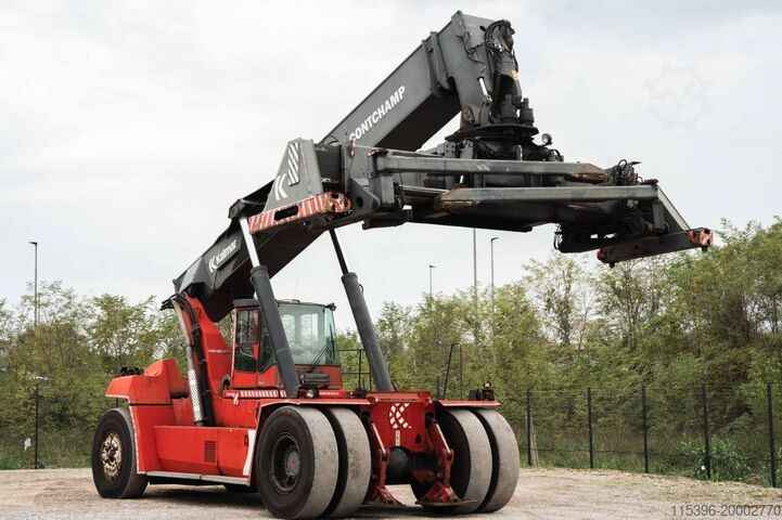 Full-container reach stacker Kalmar DRF450-70C5XS