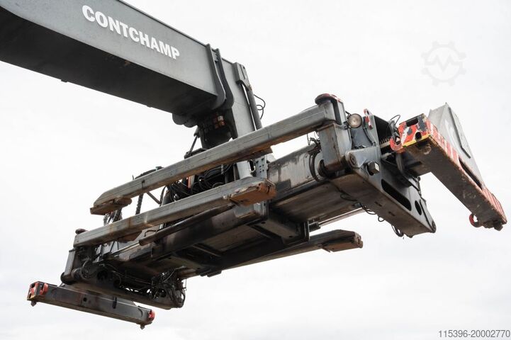 Full-container reach stacker Kalmar DRF450-70C5XS