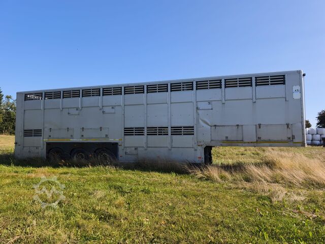Livestock transport semi-trailer Gray and Adams GADD3 / 1 OWNER / WORKS GREAT / 2 LEVELS