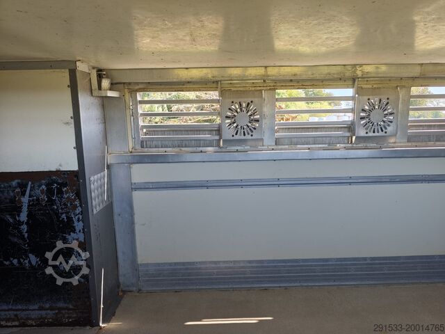 Livestock transport semi-trailer Gray and Adams GADD3 / 1 OWNER / WORKS GREAT / 2 LEVELS