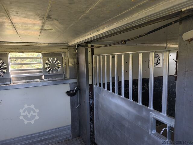 Livestock transport semi-trailer Gray and Adams GADD3 / 1 OWNER / WORKS GREAT / 2 LEVELS