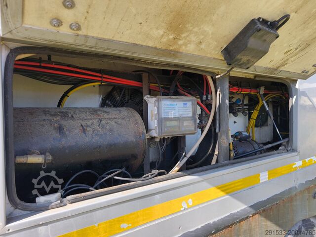 Livestock transport semi-trailer Gray and Adams GADD3 / 1 OWNER / WORKS GREAT / 2 LEVELS