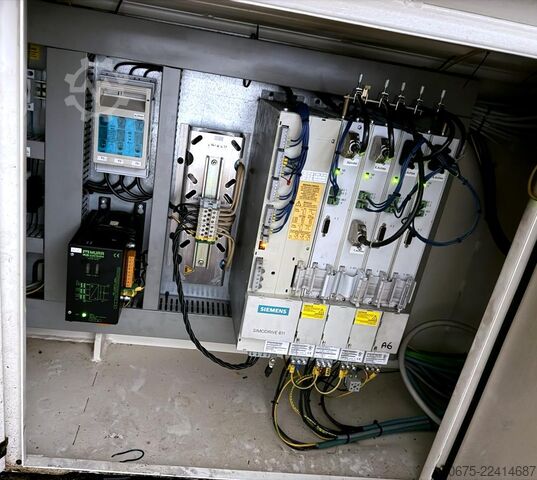 AXA VSC-1-M C – Vertikales Bearbeitungszentrum (1999) AXA VSC-1-M C