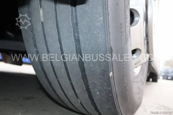 Reisebus Setra S 516 HDH / 13.4m /