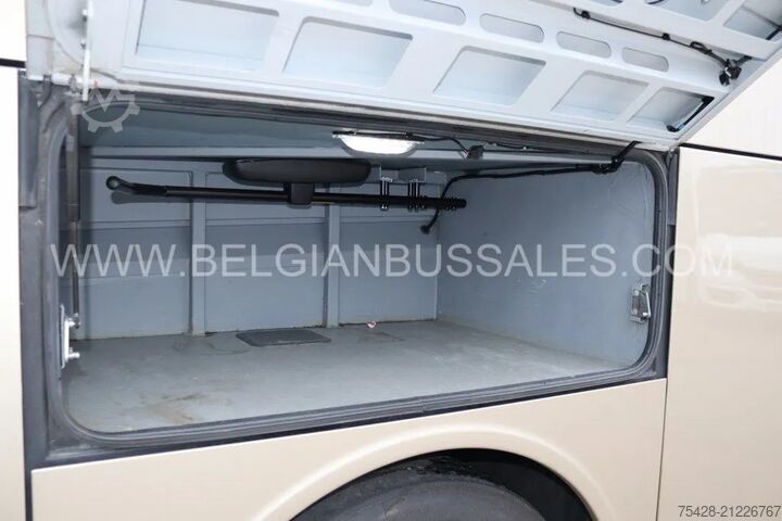 Reisebus Setra S 516 HDH / 13.4m /