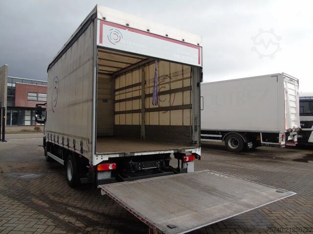 Schiebeplane Renault D 8.180 + lift + euro 6 + MANUAL