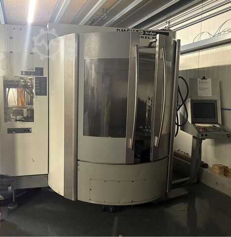 Vertical machining center Deckel Maho DMC 80 FD hi-dy