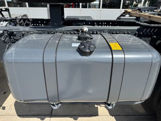 Heavy load Mercedes-Benz Arocs 4058 AS 6x6 Tractor Head 180T Push Pull E...