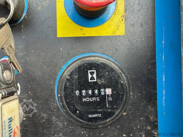 Teleskopbühne Genie S 45 Trax