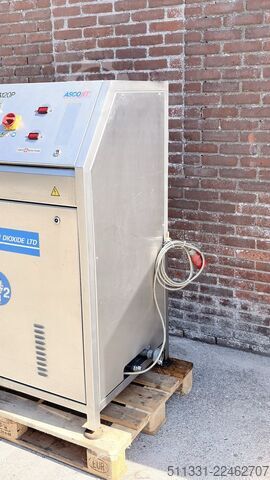 DrDryice dry ice blasting equipment ASCO Pelletizer A120P