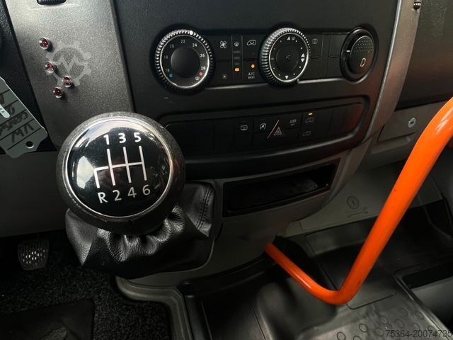 Minibus VOLKSWAGEN Crafter 2.0 Tdi Maxi L3 9 Sitze Klima+Lift Euro6