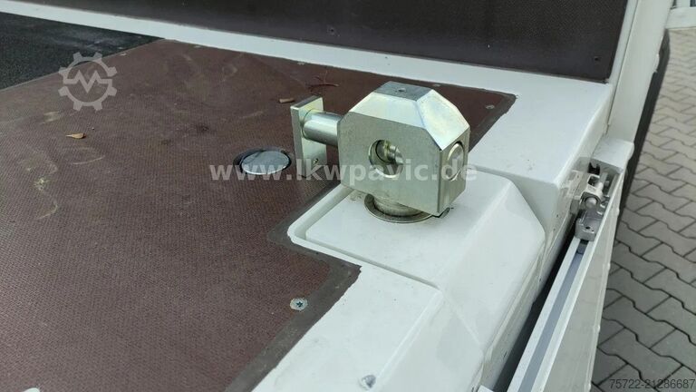 Kranwagen MAN TGX 26.540 6x2-4 LL Containerpritsche/Fassi 545