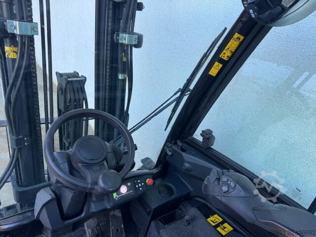 Electric 4-wheel forklift Mitsubishi FB20AN