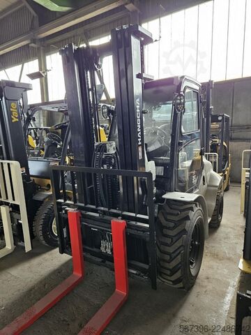 Rough terrain forklift truck Hangcha CPCD35-XW98E-RT2