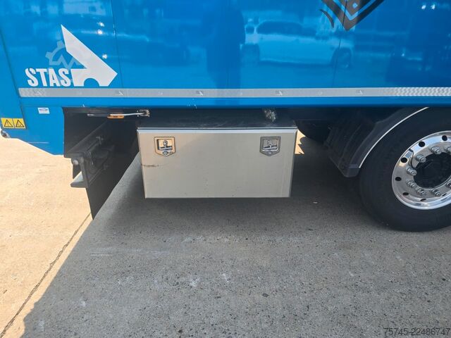 Box semitrailer STAS S300ZX * SCHUBBODEN * 2X LIFT * 2X PALETTENK. *