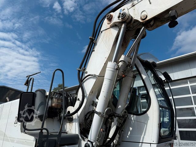 Mobile excavator LIEBHERR A 904 C Litronic Mobilbagger *12.987h