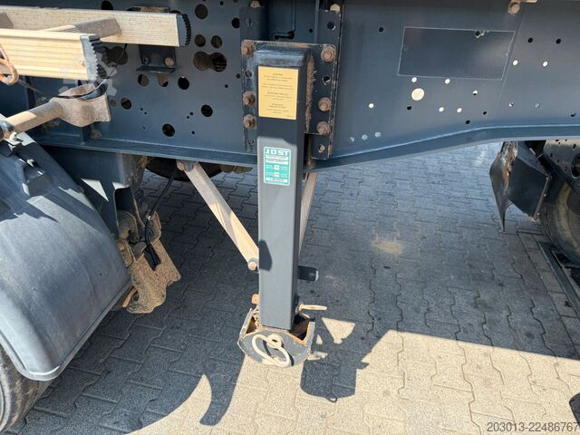 Tipper semitrailer SCHMITZ CARGOBULL Cargobull GOTHA Kippauflieger 3 Achse THERMO ISO
