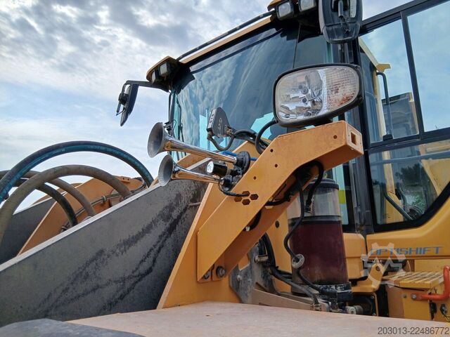 Wheel loader VOLVO L180H Radlader 29,7 t *Waage *12.069 h