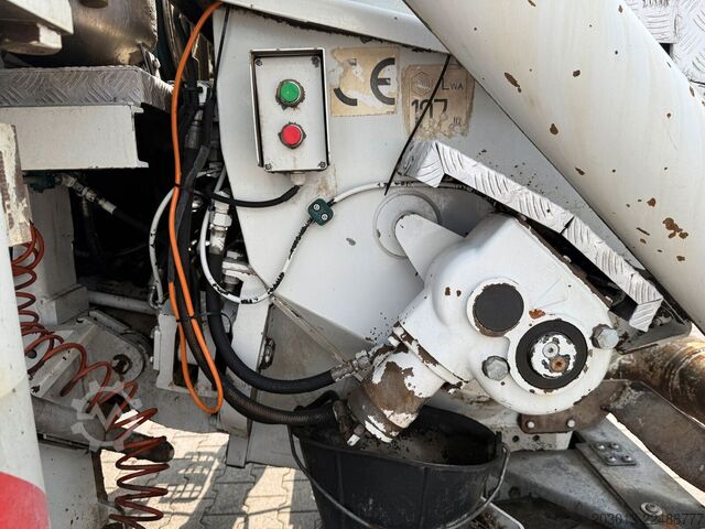 Concrete pump truck MERCEDES-BENZ AROCS 4451 8x4 EURO 6 Betonpumpe SERMAC 5RZ51