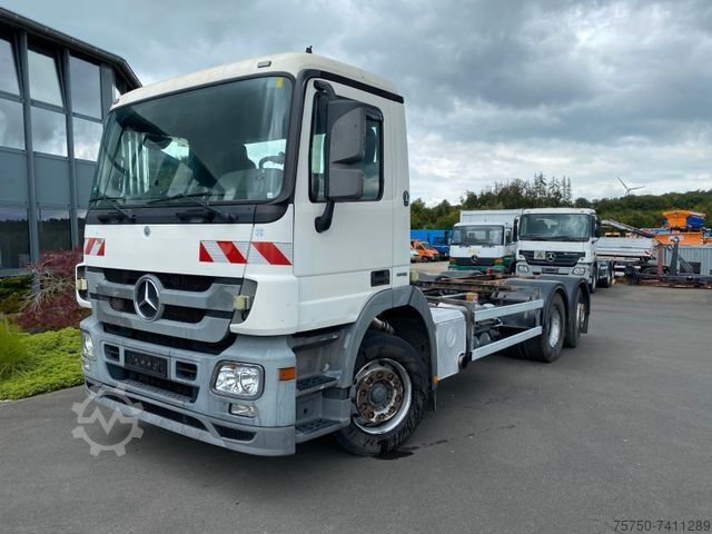 ▷ Used Roll-off tipper truck Mercedes-Benz 4 x 2544 ACRTOS MP3