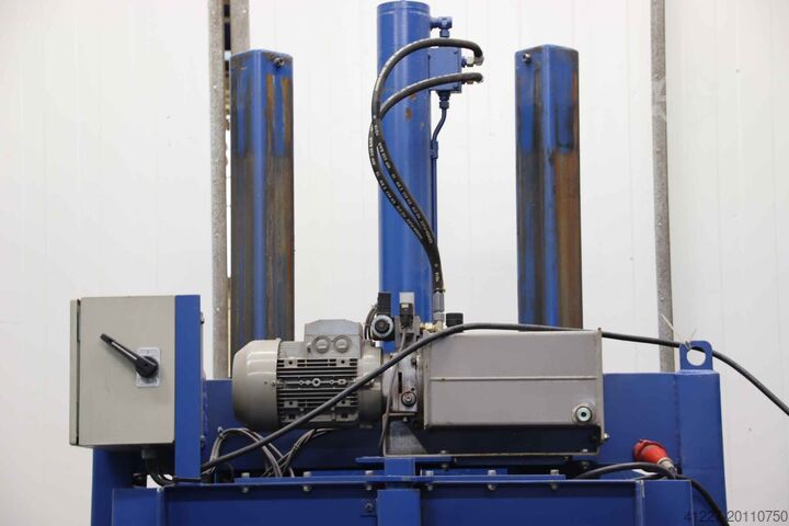 Vertical baler Husmann KBP 20