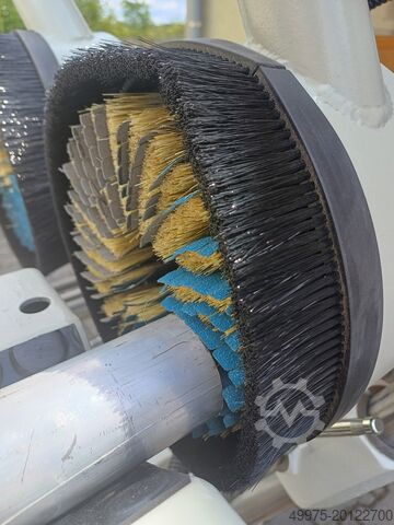 Deburring machine for pipes and profiles DMS 2KR