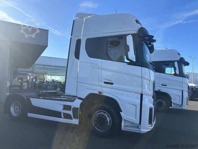 Standard tractor unit Ford F-Max - Full lease 2000€* ex BTW / maand