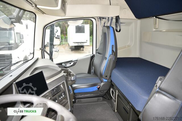 Standard tractor unit VOLVO FH 500 Globetrotter XL I-ParkCool ACC