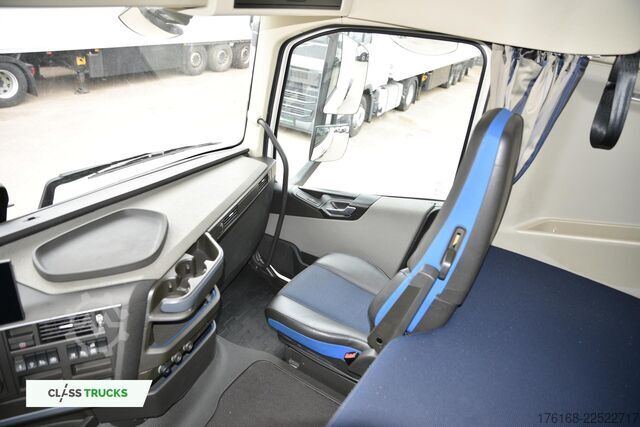 Standard tractor unit VOLVO FH 500 Globetrotter XL I-ParkCool ACC