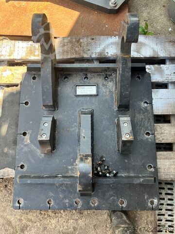 Bucket mounting for Atlas T620 Kretschmer T 620