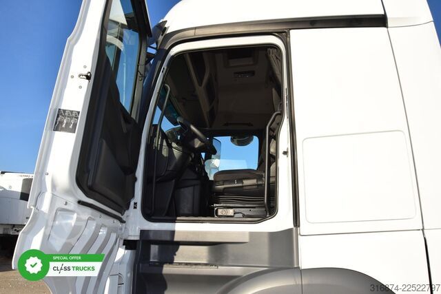 Standard tractor unit MERCEDES-BENZ Actros 5 1845 BigSpace