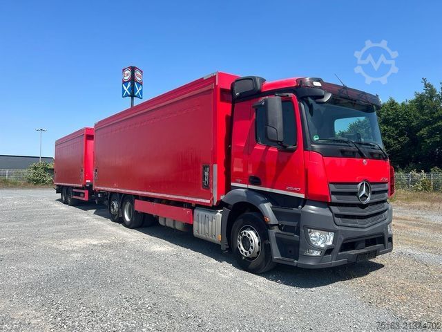 Flatbed truck with tarp MERCEDES-BENZ Antos 2540 L 6x2 Pritsche LBW Getränke 8,2m, 2to