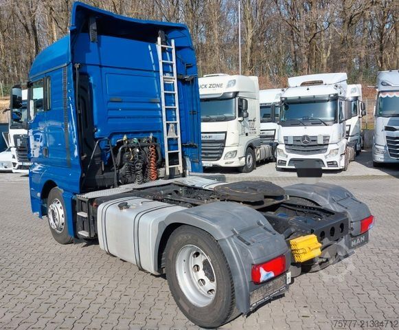 Volumen SZM MAN TGX 18.460 XLX-INTARDER-2 Tanks-ACC-TOP