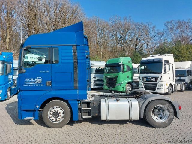 Volumen SZM MAN TGX 18.460 XLX-INTARDER-2 Tanks-ACC-TOP