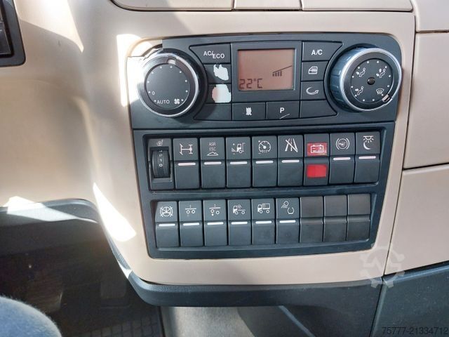 Volumen SZM MAN TGX 18.460 XLX-INTARDER-2 Tanks-ACC-TOP