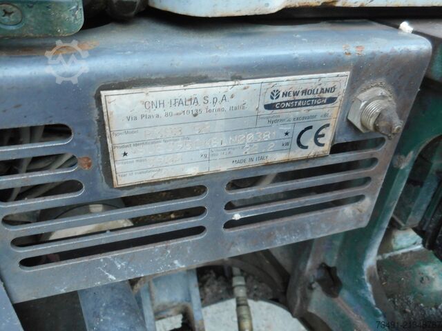 Mini excavator New Holland E39B-SR ( 3.900kg ) 4 Löffel